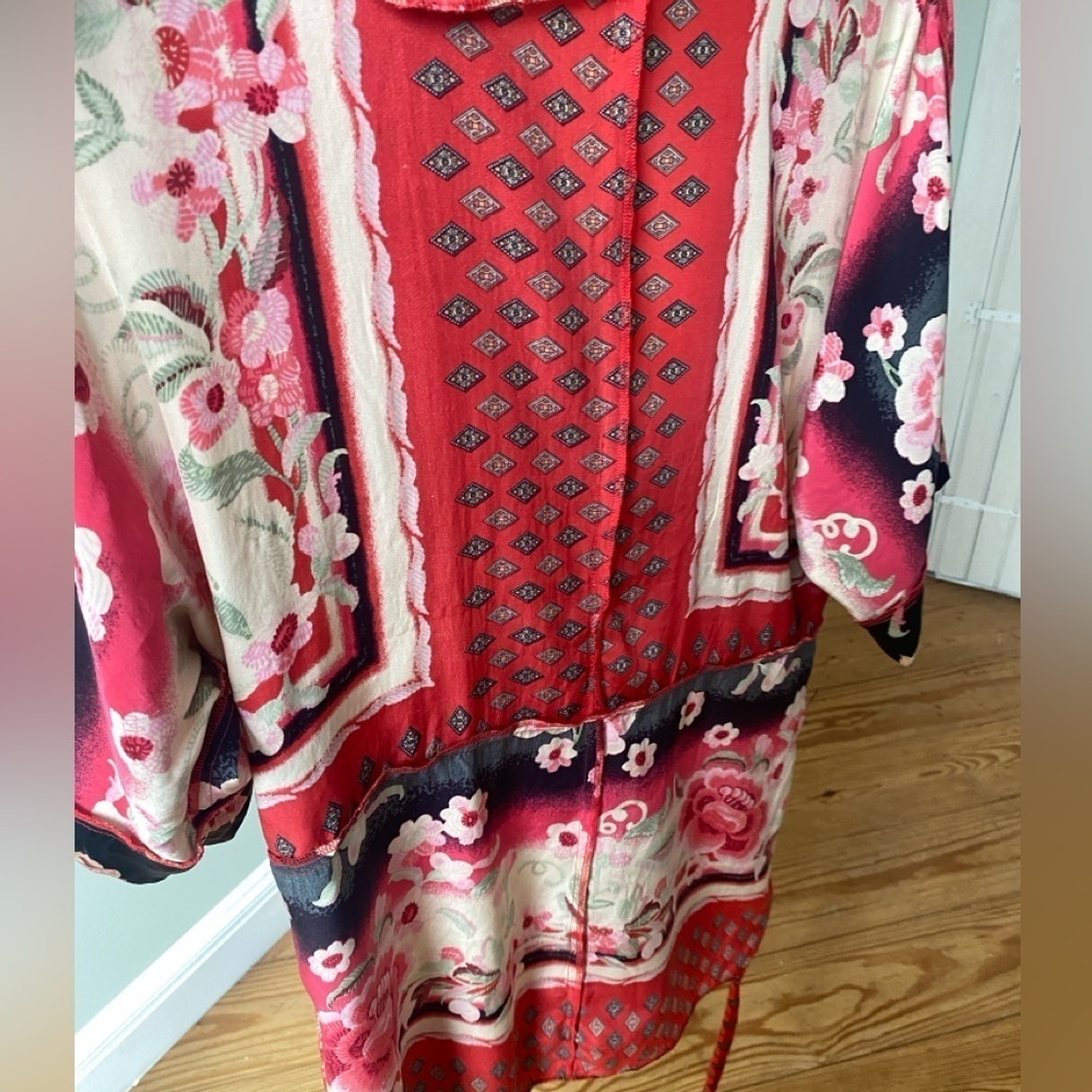 Single black floral silk long sleeve tunic top Size Large - Picture 12 of 16
